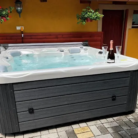 דירה Pelsoart קסזטלי