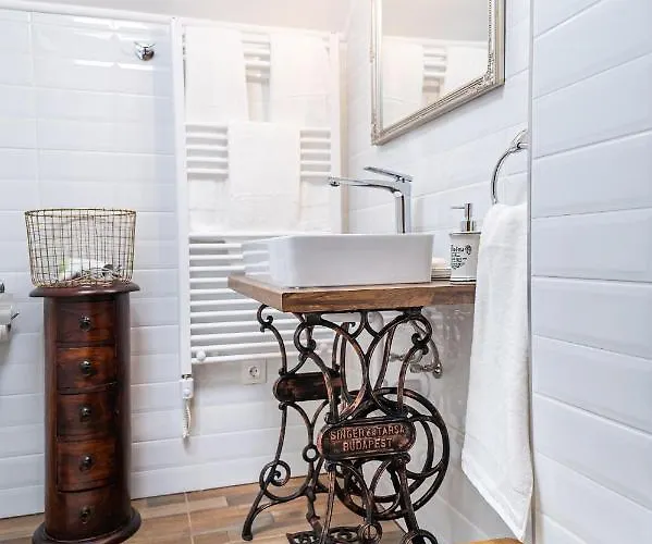 Apartament Pelsoart *