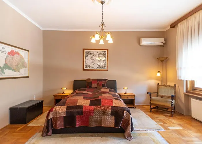 Pelsoart Apartament *